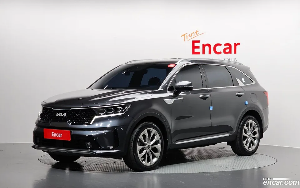 Kia Sorento 2.5T 2WD 2023 — фото 1, купить с доставкой в Москву