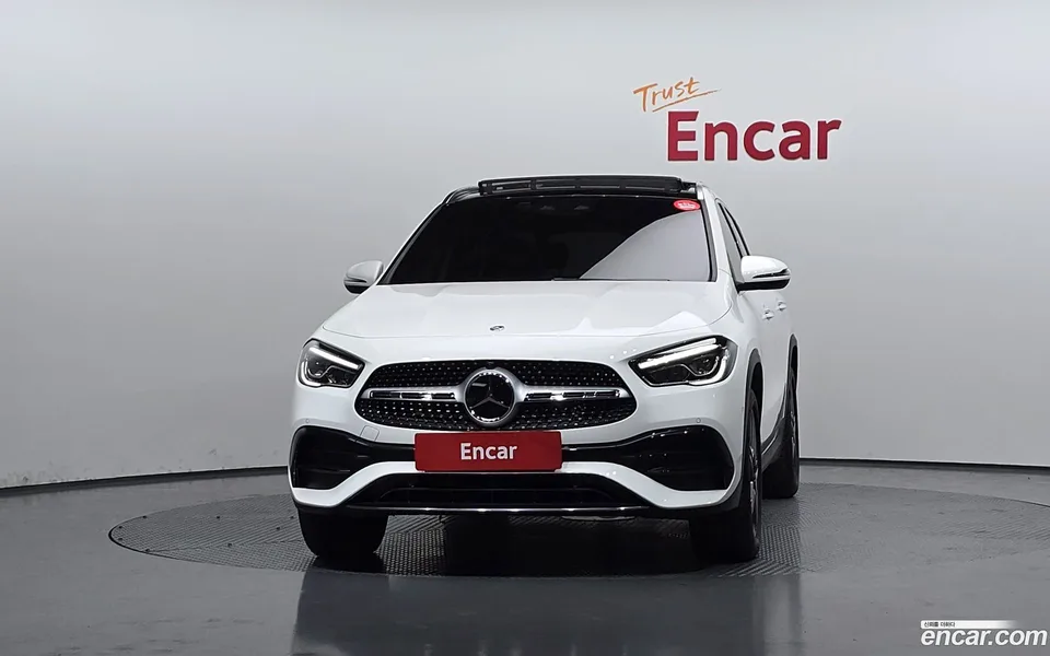 Mercedes-Benz GLA-Class GLA250 4MATIC 2022 — миниатюра 3