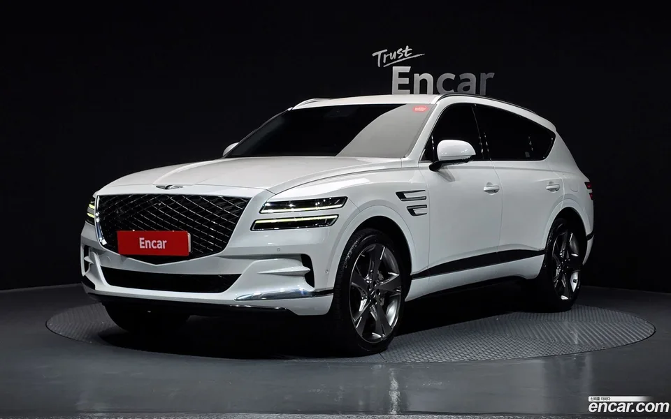 Genesis GV80 2.5T AWD 2023 — фото 1, купить с доставкой в Москву