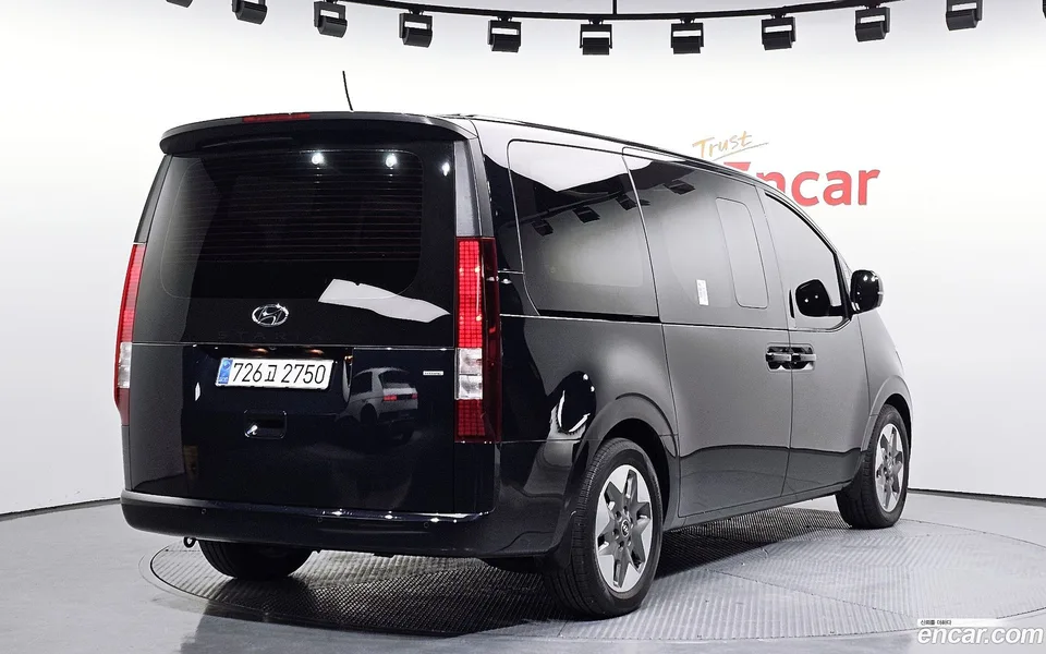 Hyundai Staria 4WD 11 2024 — миниатюра 2