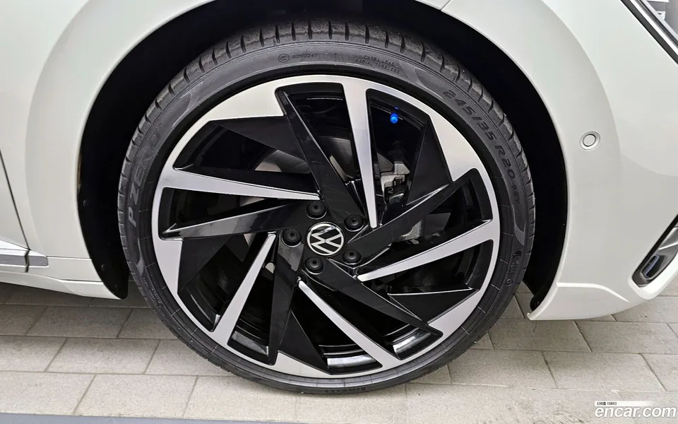 Volkswagen Arteon 2.0 TDI R-LINE 4 2022 — миниатюра 2