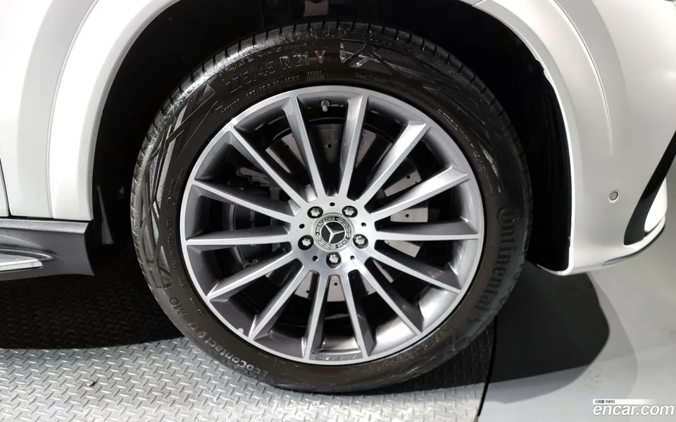 Mercedes-Benz GLE-Class GLE450 4MATIC 2025 — миниатюра 2
