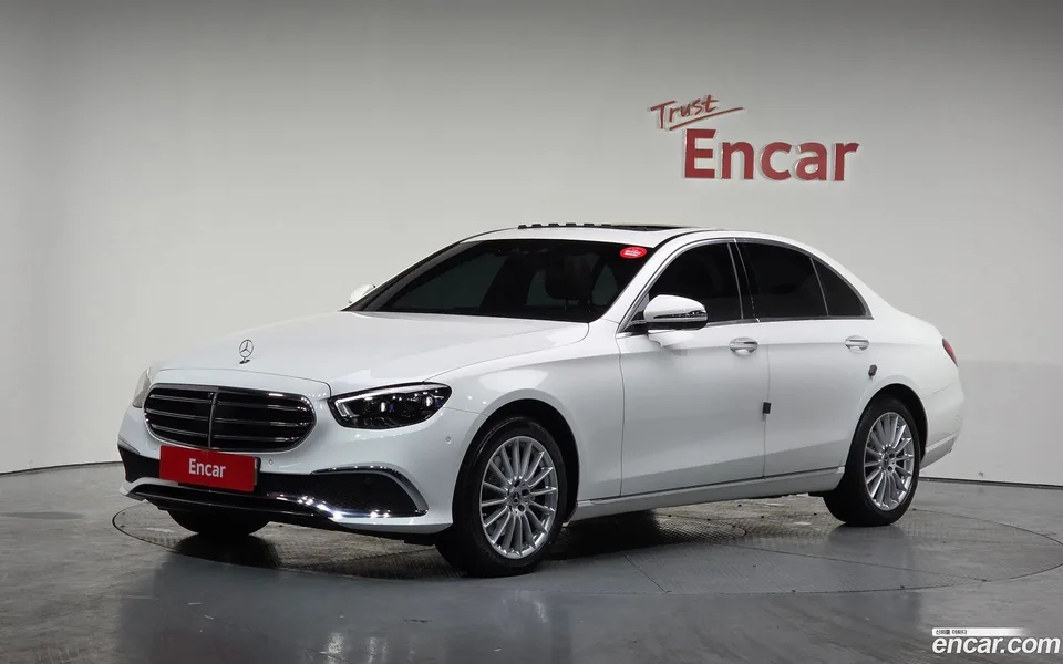 Mercedes-Benz E-Class E220d 4MATIC 2022 — фото 1, купить с доставкой в Москву