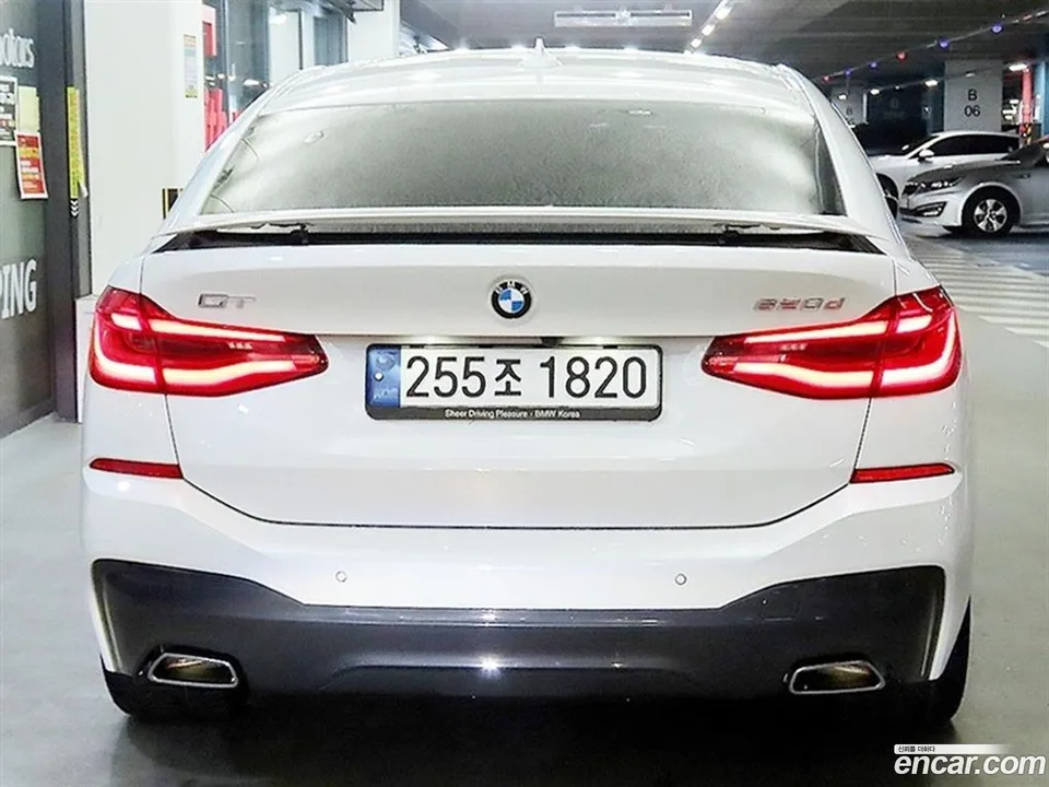BMW 6 Series GT 620d M 2023 — thumbnail 2