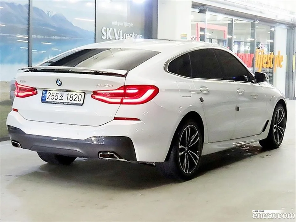 BMW 6 Series GT 620d M 2023 — thumbnail 4