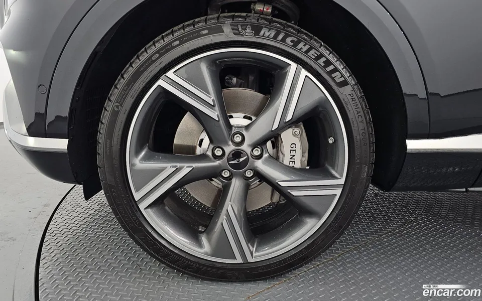 Genesis GV80 2.5T 2WD 2024 — миниатюра 2