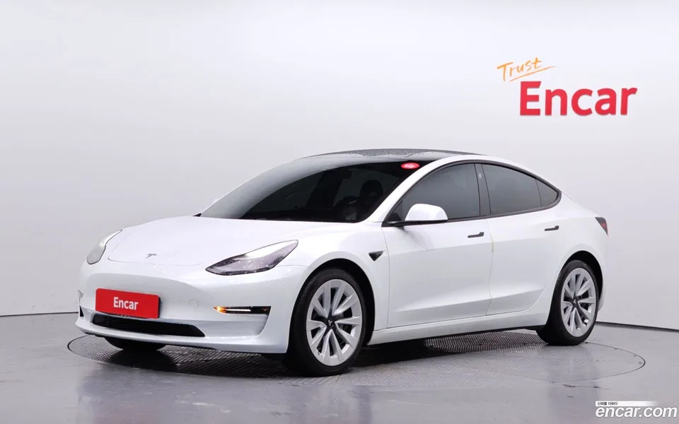Tesla Model 3 AWD 2022 — фото 1, купить с доставкой в Москву