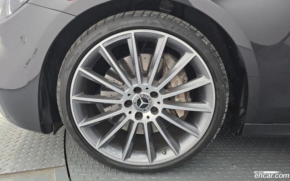Mercedes-Benz E-Class E350 4MATIC AMG Line 2022 — миниатюра 2