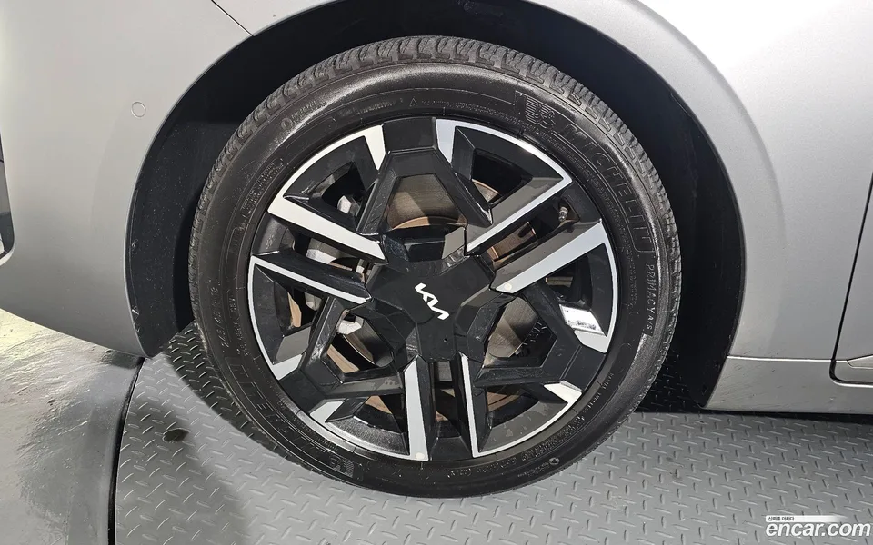 Kia K8 2.5 2WD 2024 — миниатюра 2