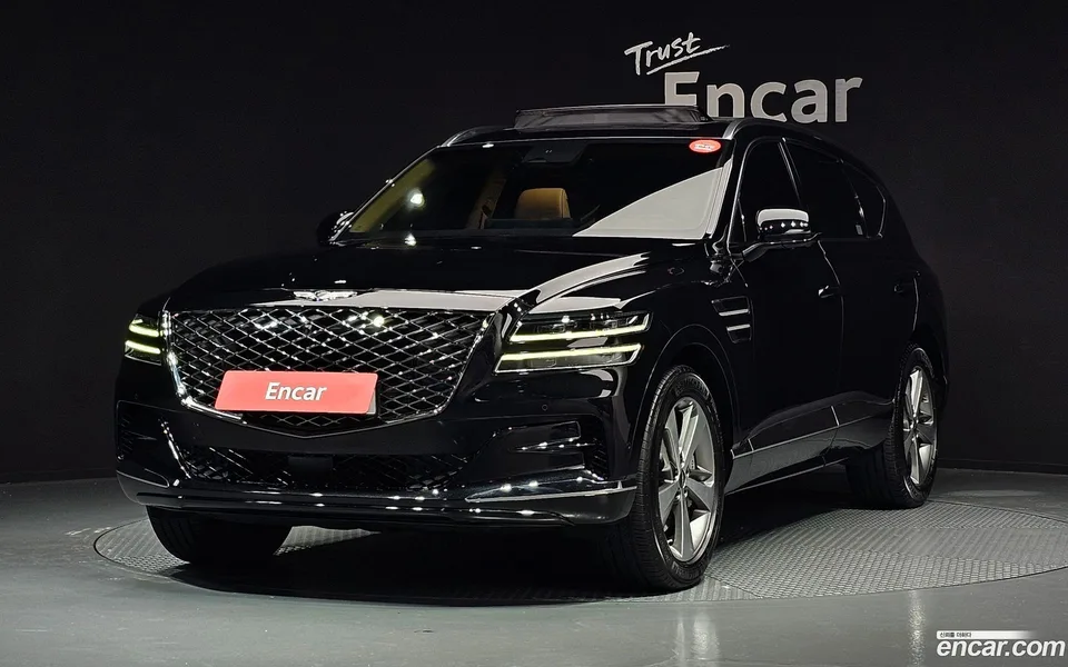 Genesis GV80 2.5T AWD 2022 — фото 1, купить с доставкой в Москву
