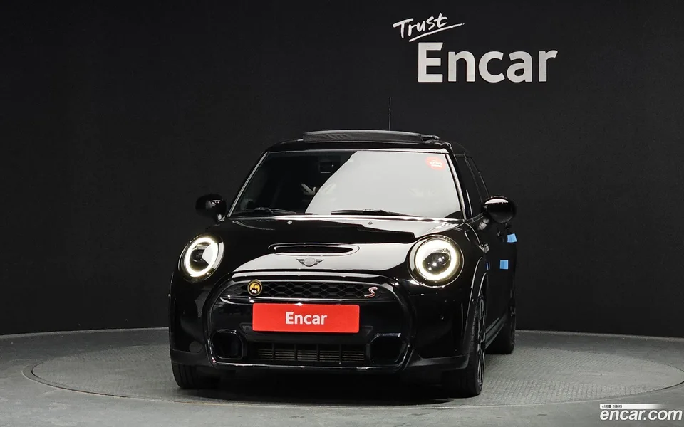 MINI Cooper S 5 2022 — миниатюра 3