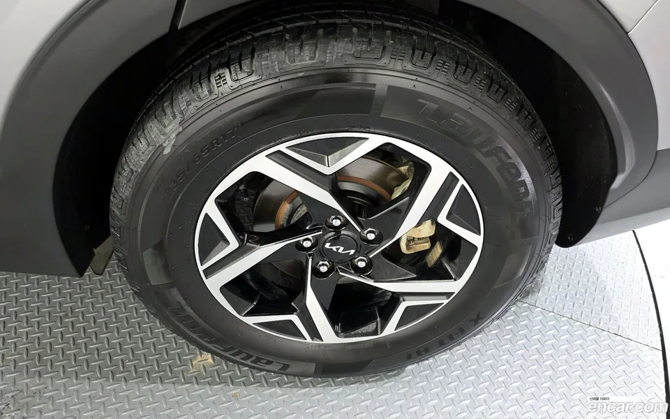 Kia Sportage 2.0 4WD 2023 — миниатюра 2