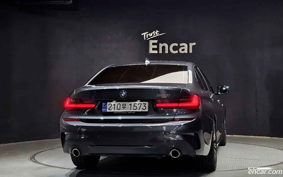 BMW 3 Series 320i M 2022 — миниатюра 4