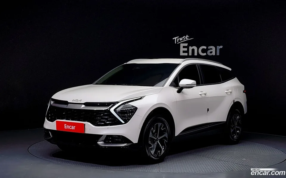 Kia Sportage Hybrid 2WD 2024 — фото 1, купить с доставкой в Москву