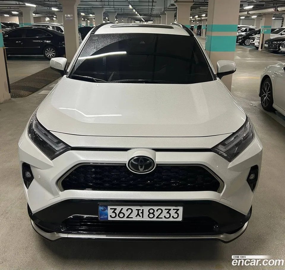 Toyota RAV4 2.5 4WD PHEV XSE 2025 — миниатюра 3