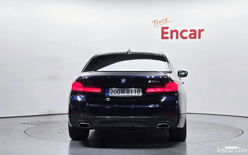 BMW 5 Series 530e M 2022 — миниатюра 4