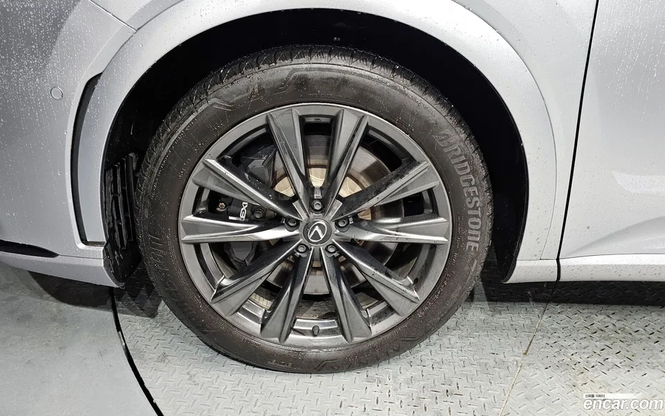 Lexus RX 500h F-Sport 2023 — миниатюра 2