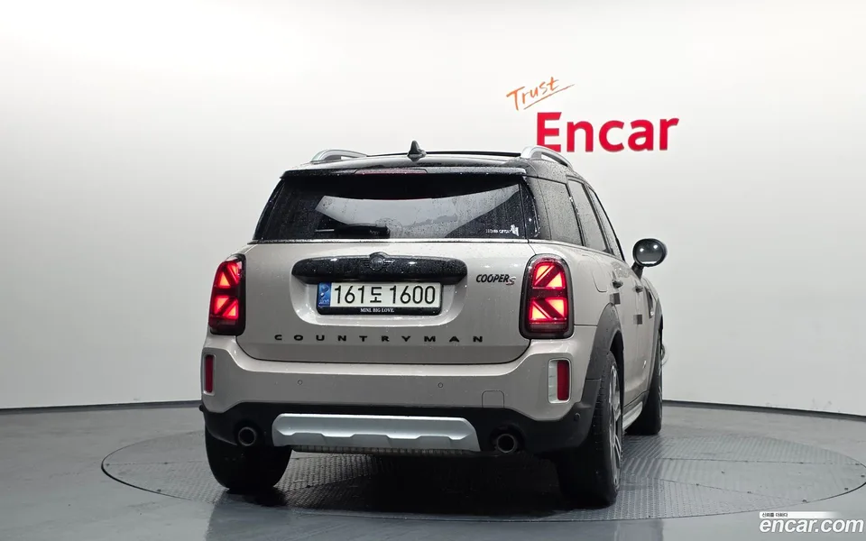 MINI Cooper S Countryman ALL4 2022 — миниатюра 4