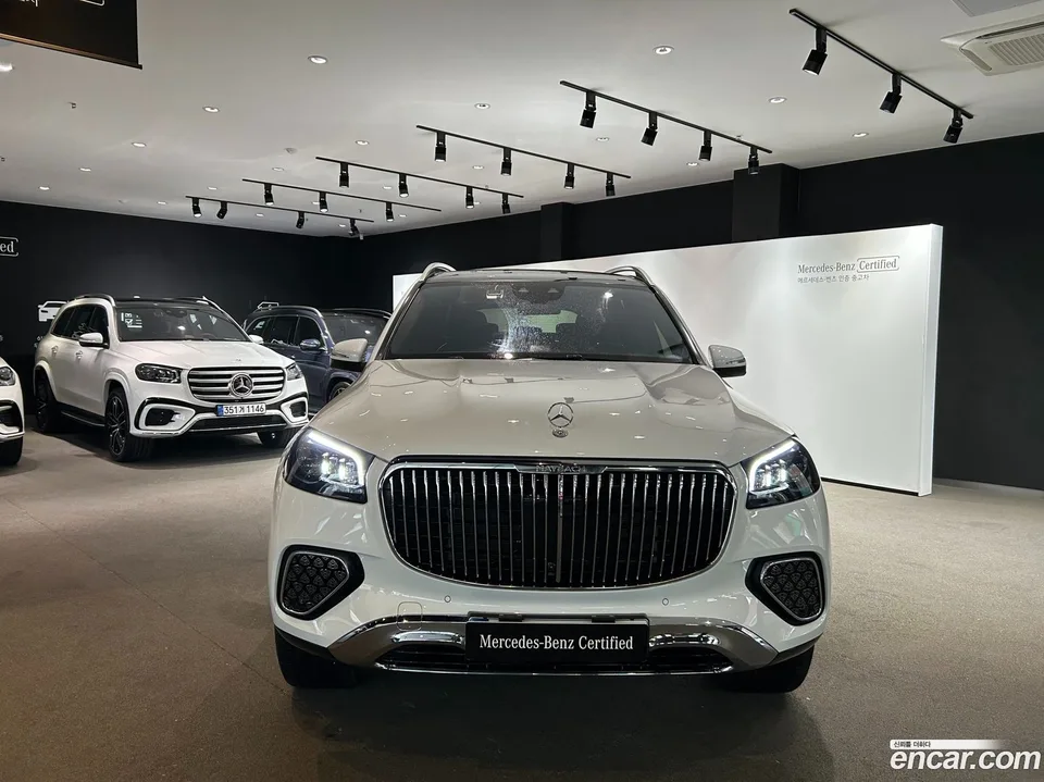 Mercedes-Benz GLS-Class GLS600 4MATIC 2025 — thumbnail 3