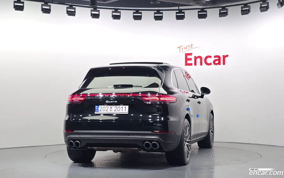 Porsche Cayenne 3.0 2023 — миниатюра 4