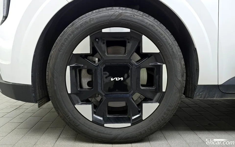 Kia Carnival 9 2024 — миниатюра 2