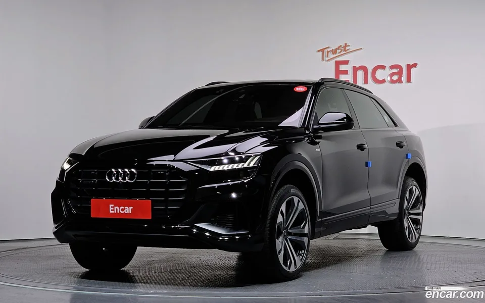 Audi Q8 (4M) 55 TFSI 2023 — фото 1, купить с доставкой в Москву