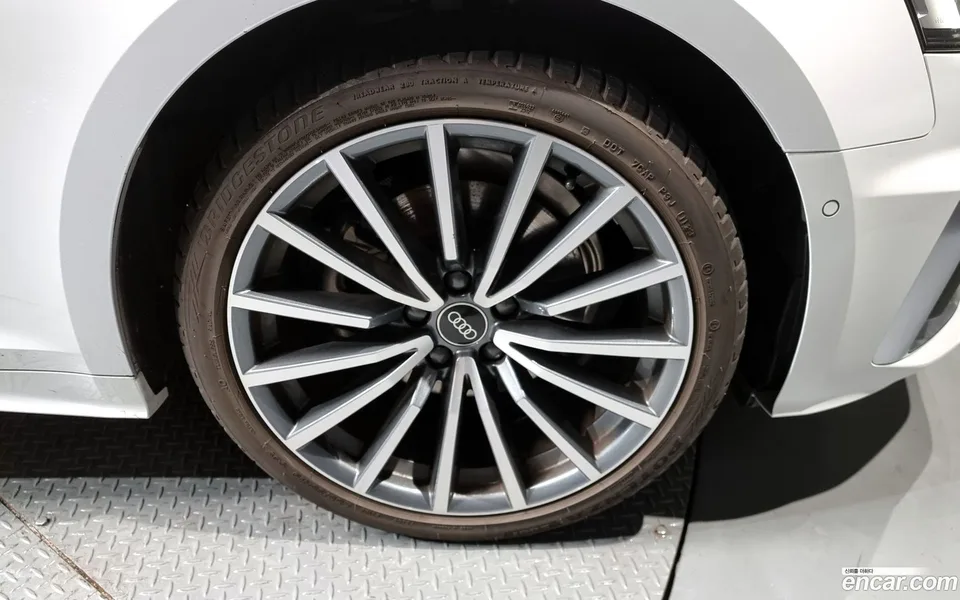 Audi A5 40 TFSI 2023 — миниатюра 5