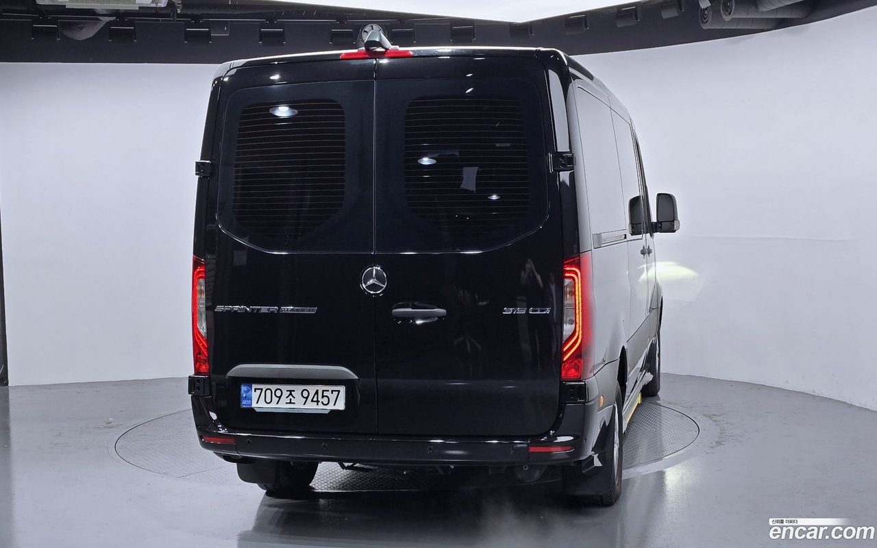 Mercedes-Benz Sprinter 2023 — 4
