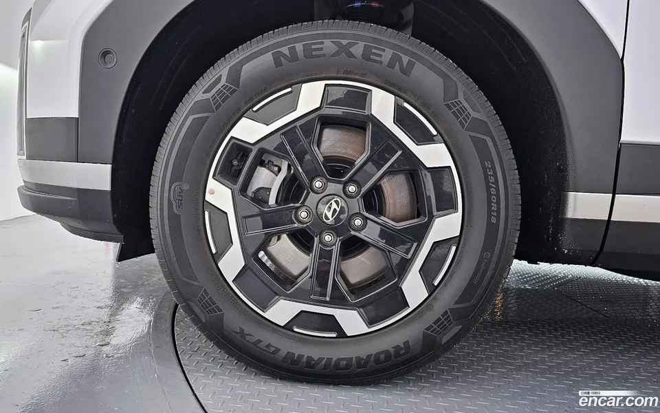 Hyundai SantaFe 2.5T 2WD 2024 — миниатюра 5