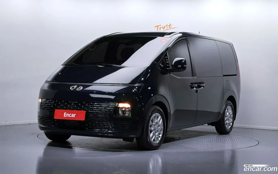Hyundai Staria L3.5 5 2024 — фото 1, купить с доставкой в Москву