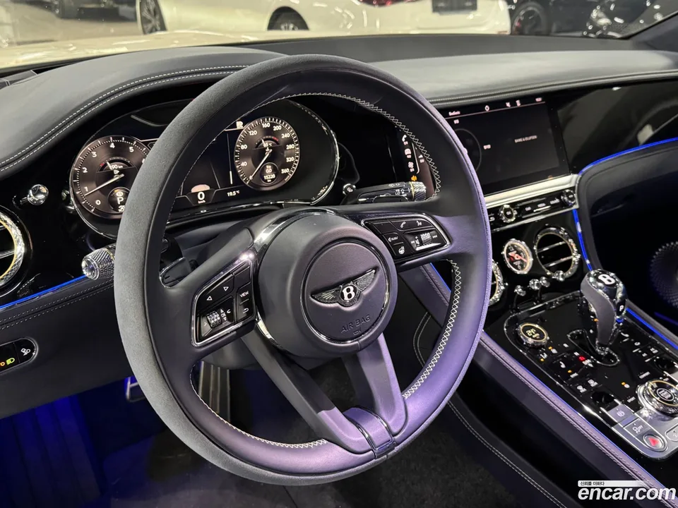 Bentley Continental GT 4.0 GTS 2023 — миниатюра 4
