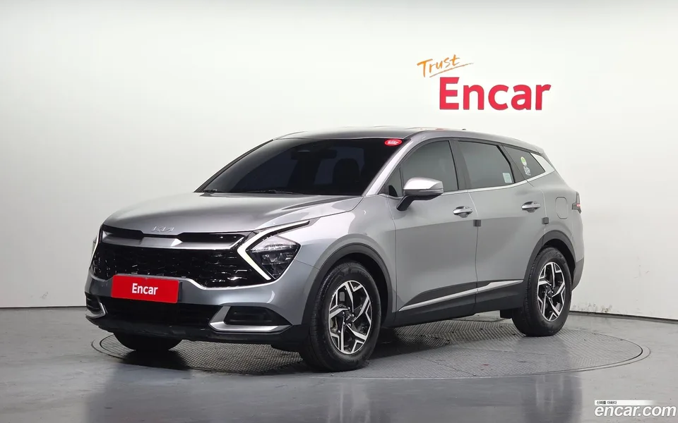 Kia Sportage 2.0 4WD 2023 — фото 1, купить с доставкой в Москву