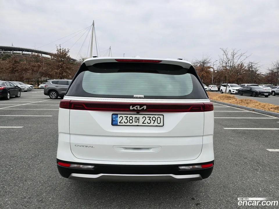 Kia Carnival 7 2022 — миниатюра 4
