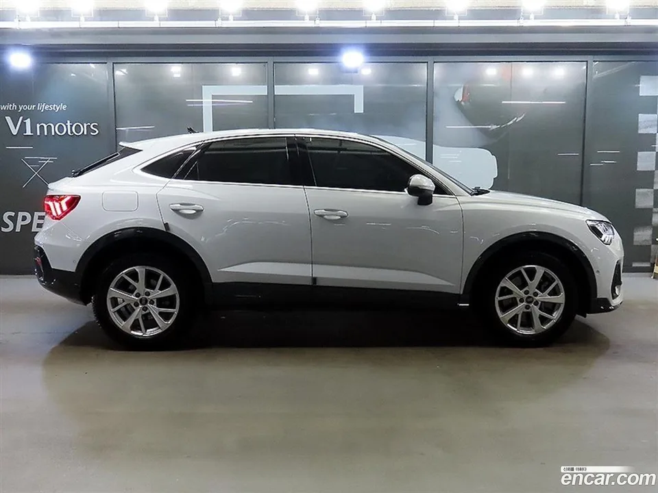 Audi Q3 40 TFSI 2024 — миниатюра 3
