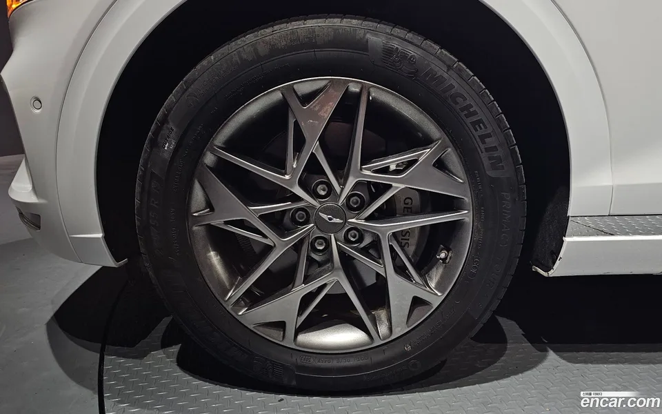 Genesis GV70 2.5T AWD 2023 — миниатюра 2