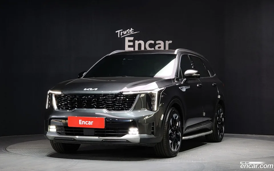 Kia Sorento 2.5T 4WD 2023 — фото 1, купить с доставкой в Москву