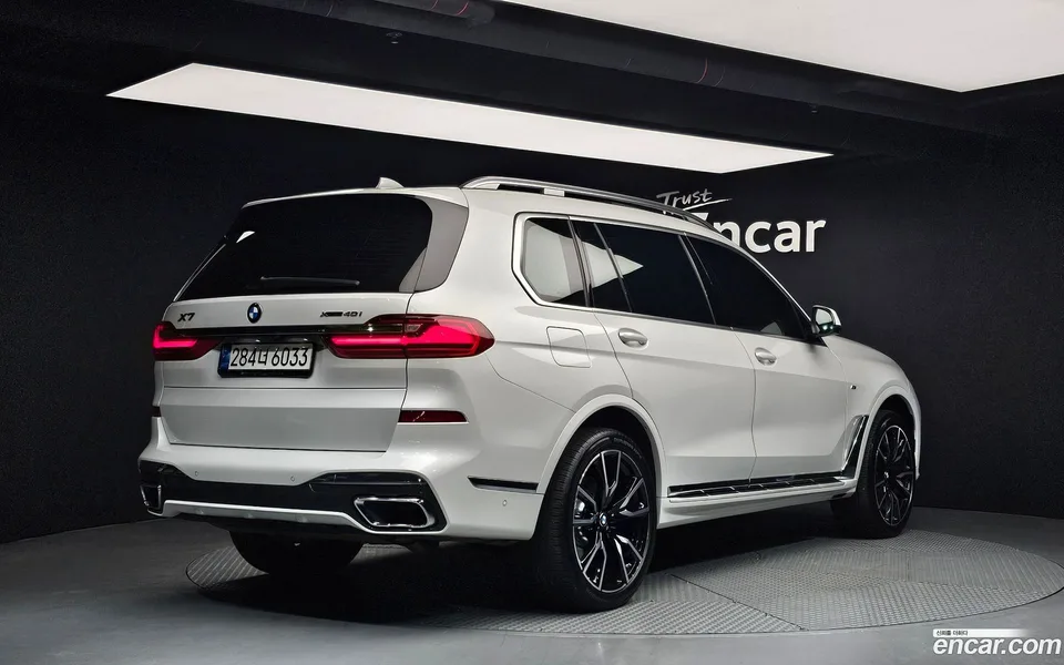 BMW X7 xDrive 40i M 6 2022 — миниатюра 2