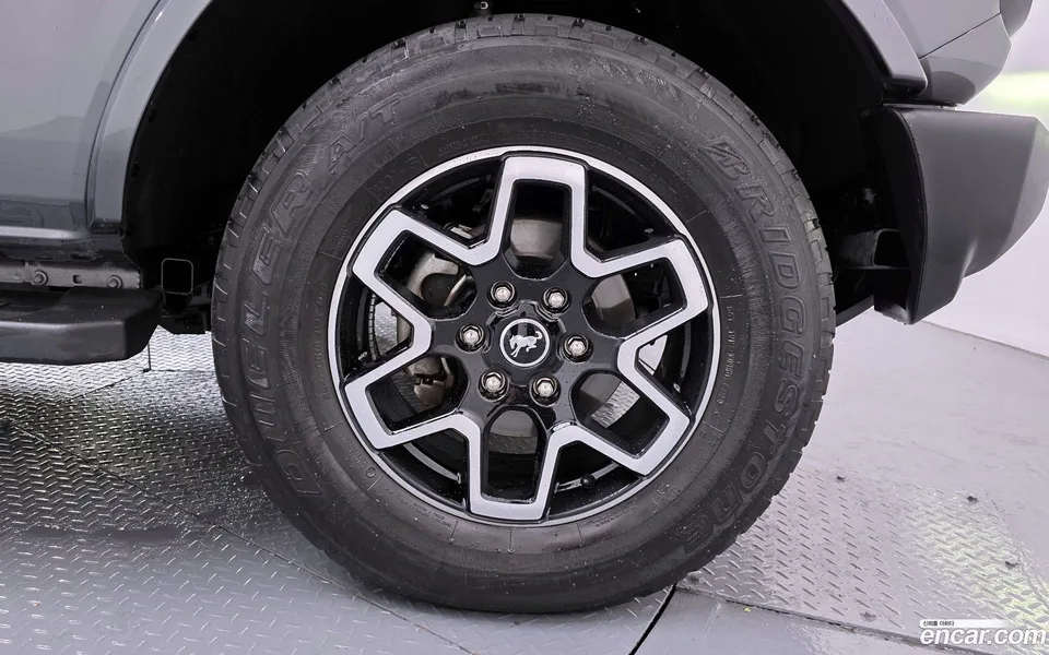 Ford Bronco 2.7 2023 — миниатюра 5