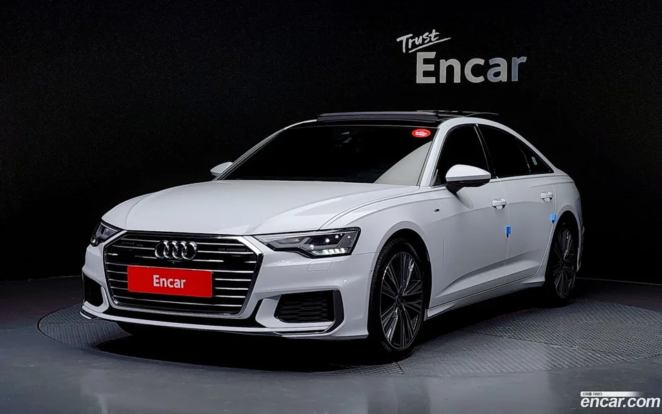 Audi A6 45 TFSI 2022 — фото 1, купить с доставкой в Москву