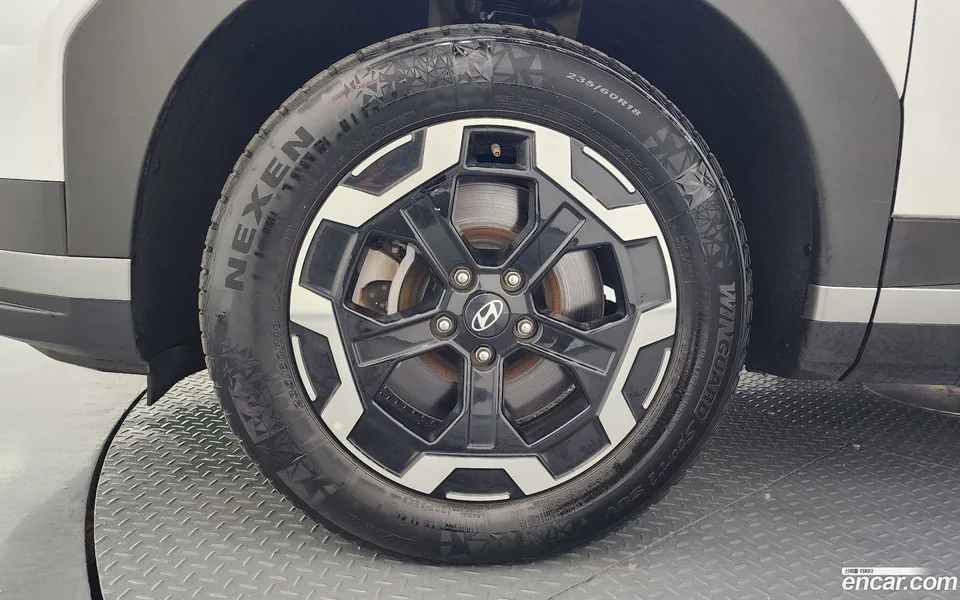 Hyundai SantaFe 2.5T 2WD 2023 — миниатюра 2