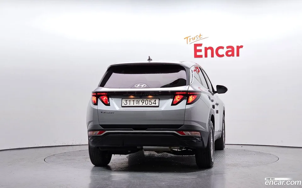 Hyundai Tucson 2.0 2WD 2023 — миниатюра 4