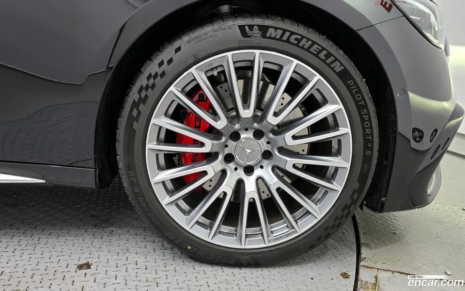 Mercedes-Benz E-Class AMG E53e 4MATIC+ 2025 — миниатюра 2