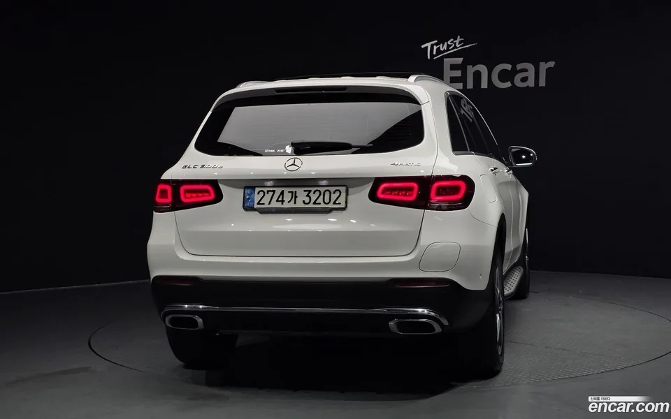 Mercedes-Benz GLC-Class GLC300e 4MATIC 2022 — миниатюра 4