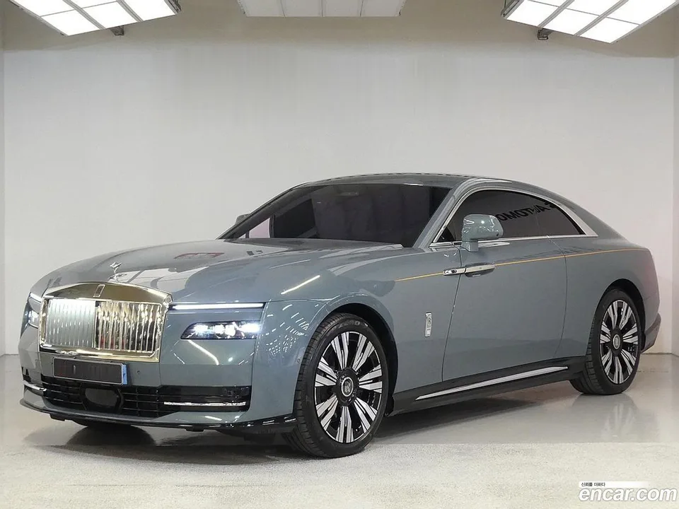 Rolls-Royce Spectre 2024 — фото 1, купить с доставкой в Москву