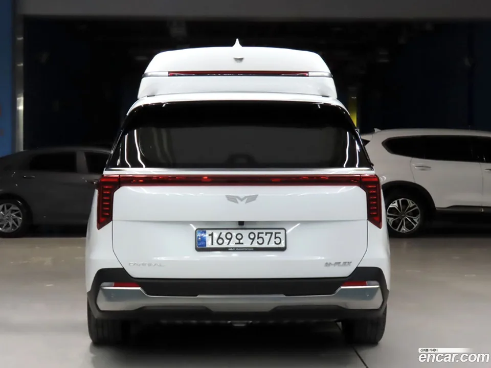 Kia Carnival 9 () 2024 — миниатюра 3