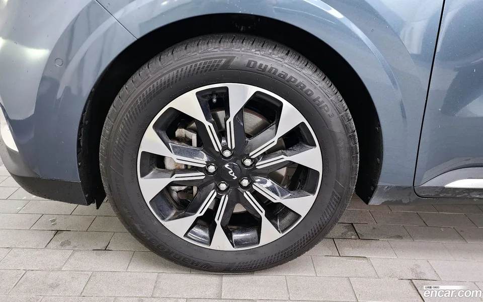 Kia Carnival 9 2022 — миниатюра 5