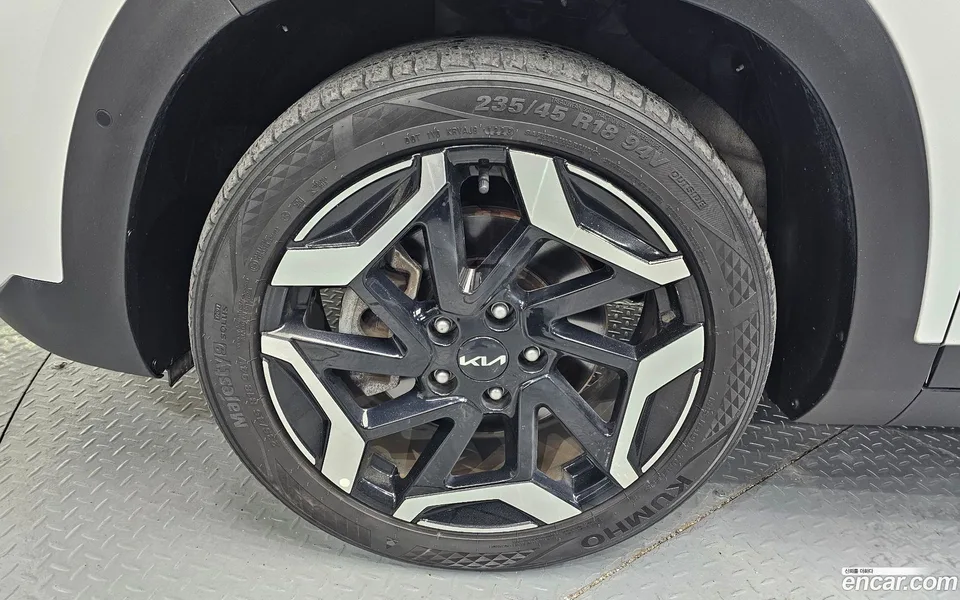 Kia Seltos 1.6 2WD 2023 — миниатюра 2