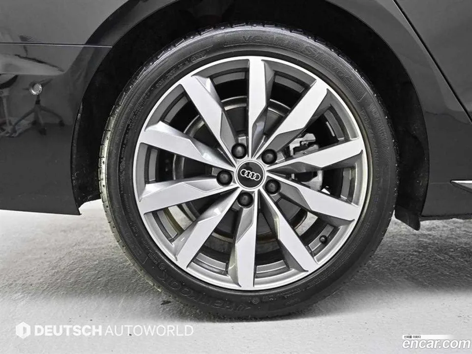Audi A4 40 TFSI 2023 — миниатюра 2