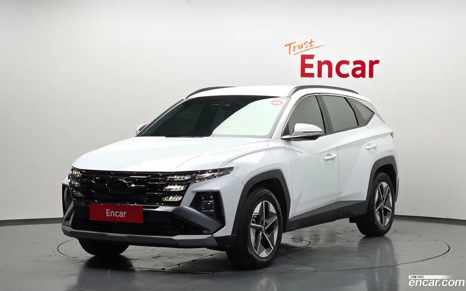 Hyundai Tucson NX4 1.6 2WD 2024 — фото 1, купить с доставкой в Москву