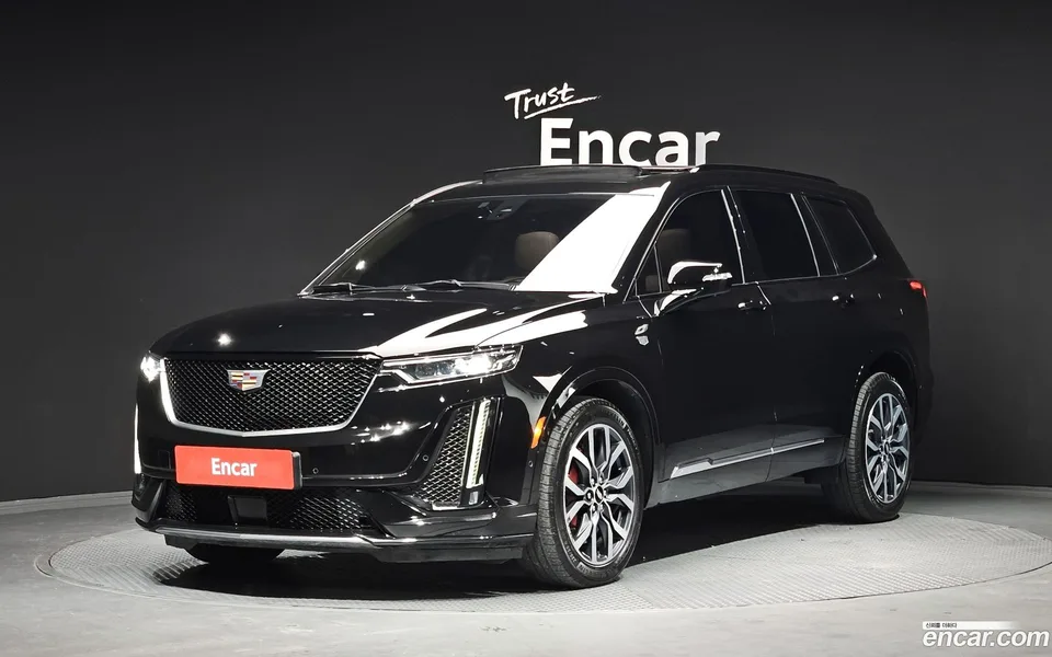 Cadillac XT6 3.6 2022 — фото 1, купить с доставкой в Москву
